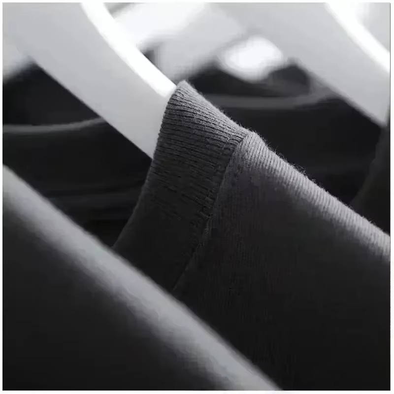 Rood logo FACTORY CLASSIC DON  - Streetwear Brand Red Logo recensie en prijs